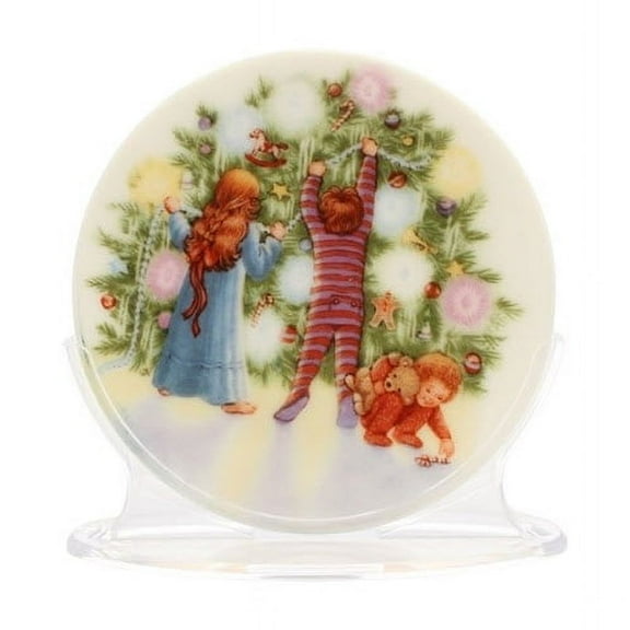 1987 Light Shines at Christmas (Collectors Plate)
