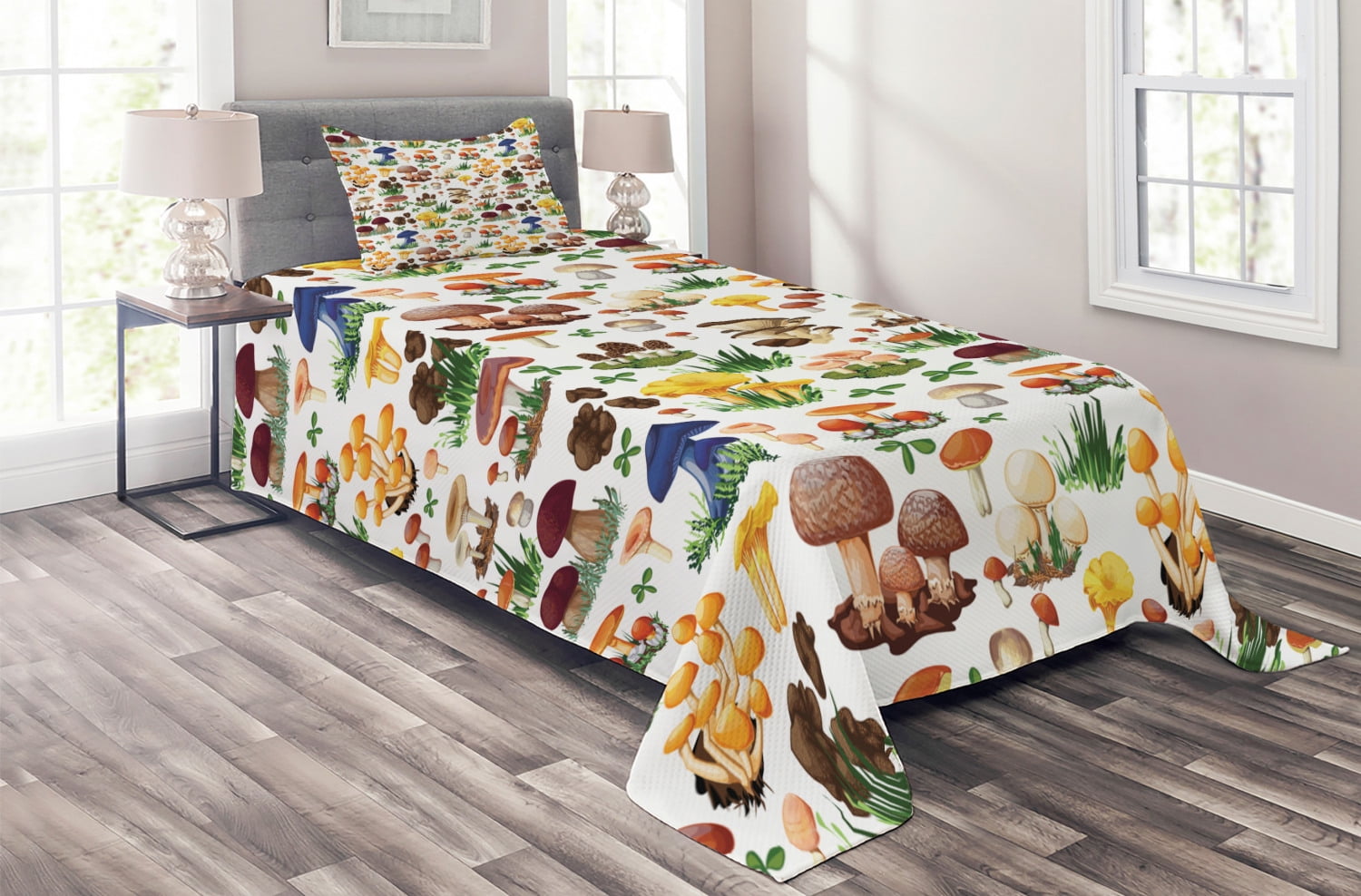 Mushroom Coverlet Set Twin Size, Pattern with Types of Mushrooms Wild