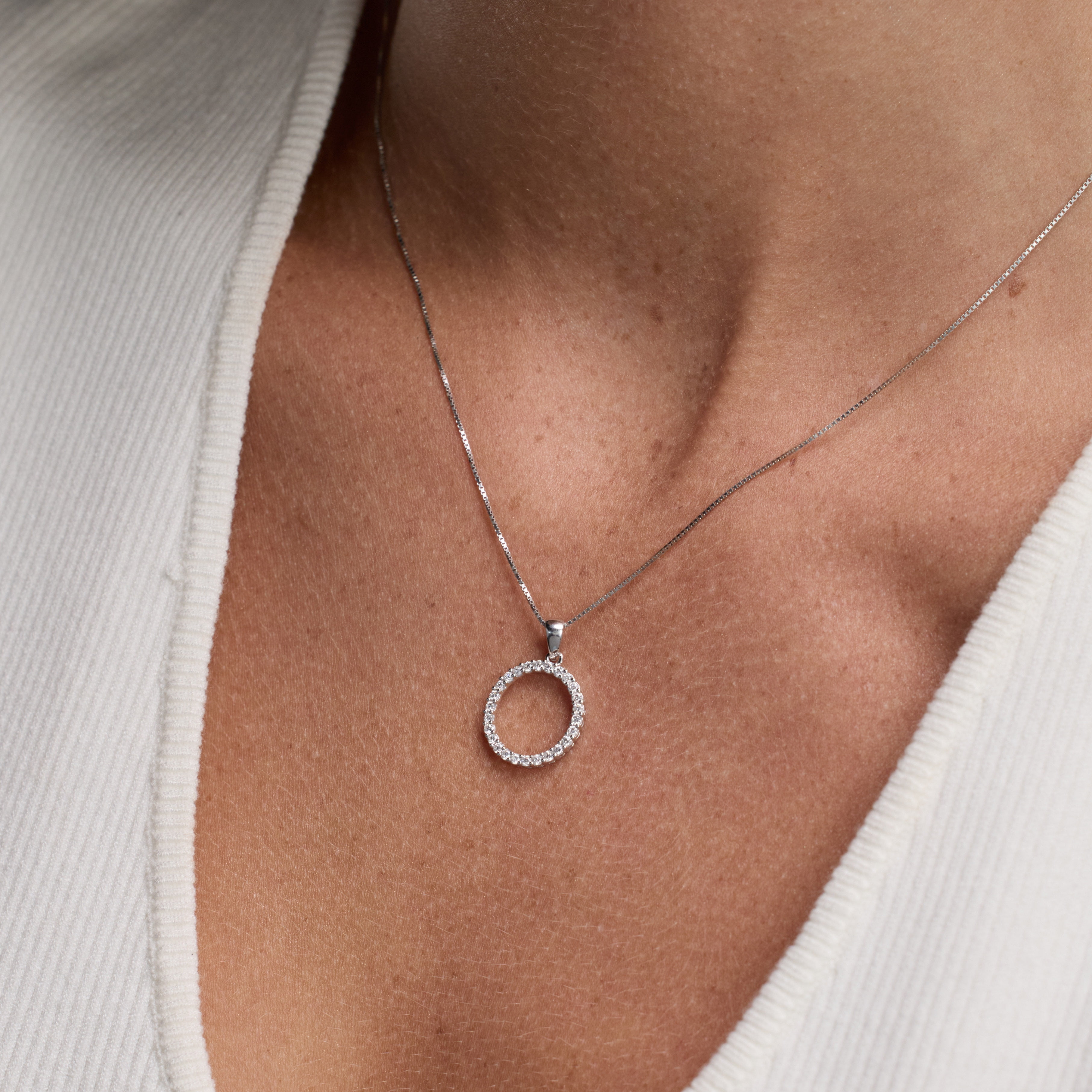 Unique Moments 1/3 Ct Round Lab Grown Diamond Pendant Necklace in Silver for Women (H-I, SI-I1) 18"
