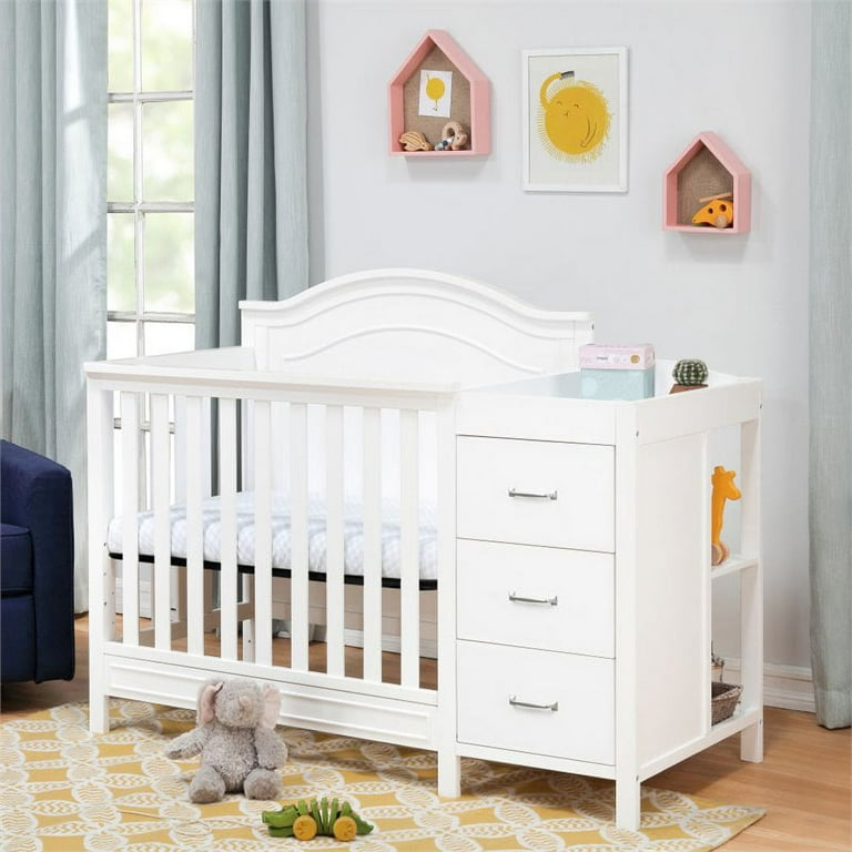 DaVinci Charlie 4-in-1 Convertible Mini Crib & Changer in White DaVinci Charlie 4-in-1 Convertible Mini Crib & Changer in White