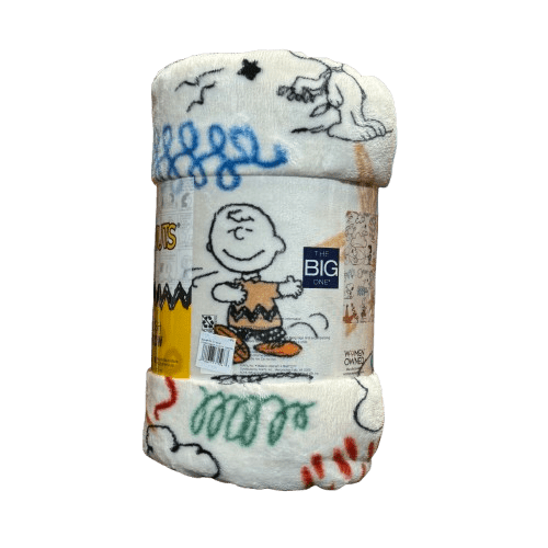 Peanuts Snoopy  Oversized Supersoft Plush Throw Blanket