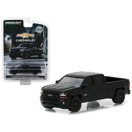 Silverado 1500 Models (2018 Chevrolet Silverado 1500 Z71 Pickup Truck Black Midnight Edition Hobby Exclusive 1/64 Diecast Model by)