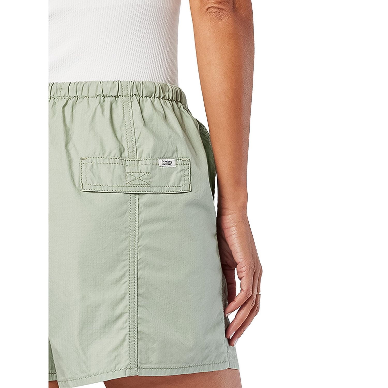 Levi Strauss Signature.™ Women’s Parachute Shorts