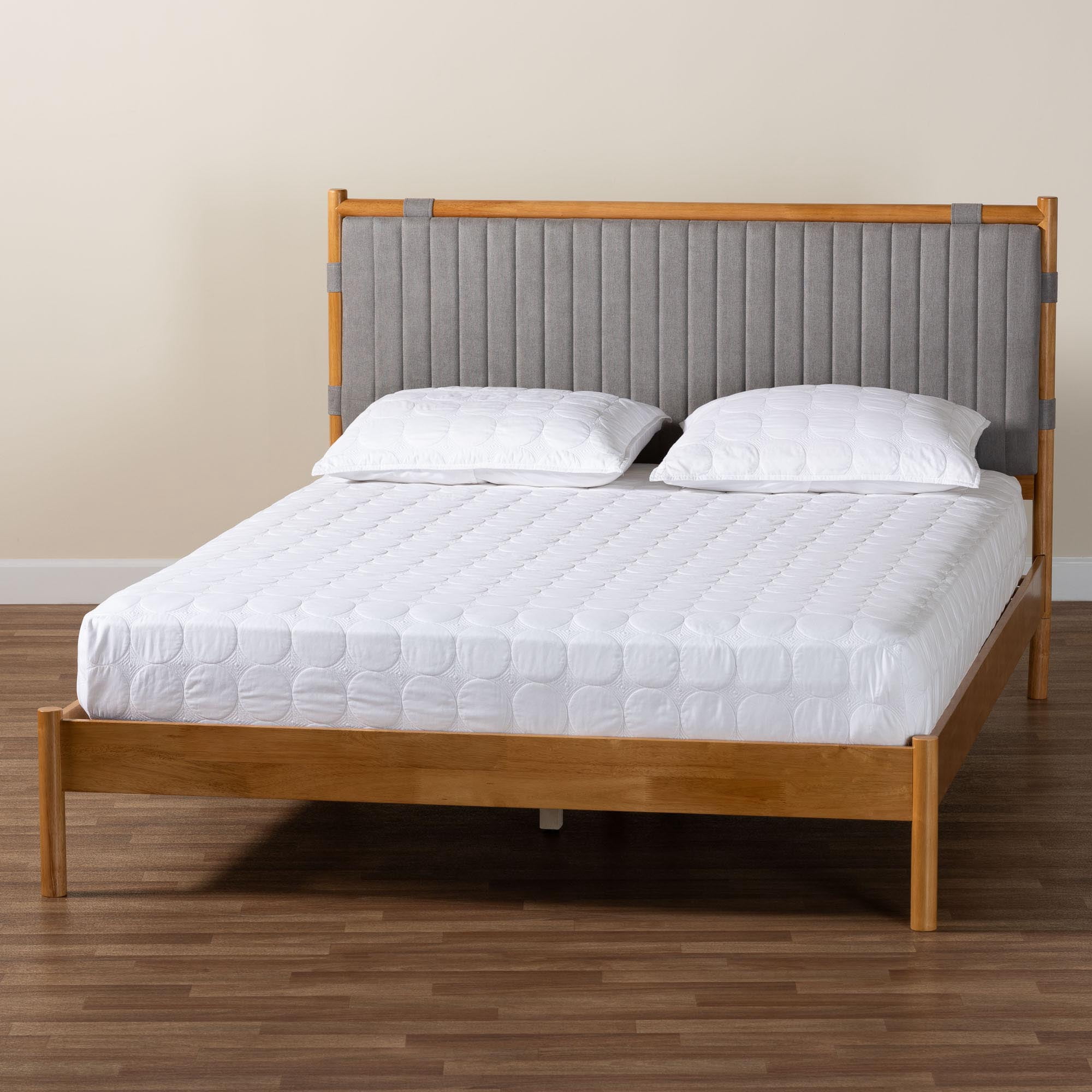 Baxton Studio Jaiana Mid-Century Platform Bed, Queen, Oak Brown