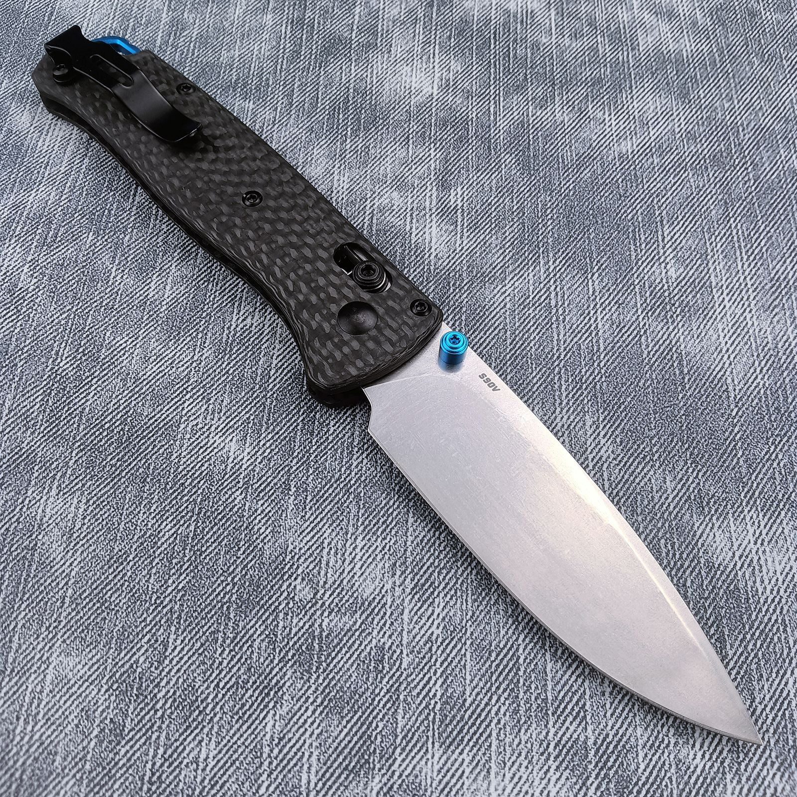 EDC Men's Everyday Folding Pocket Knife with Carbon Fibre Handle and Manual Opening for Camping , Black