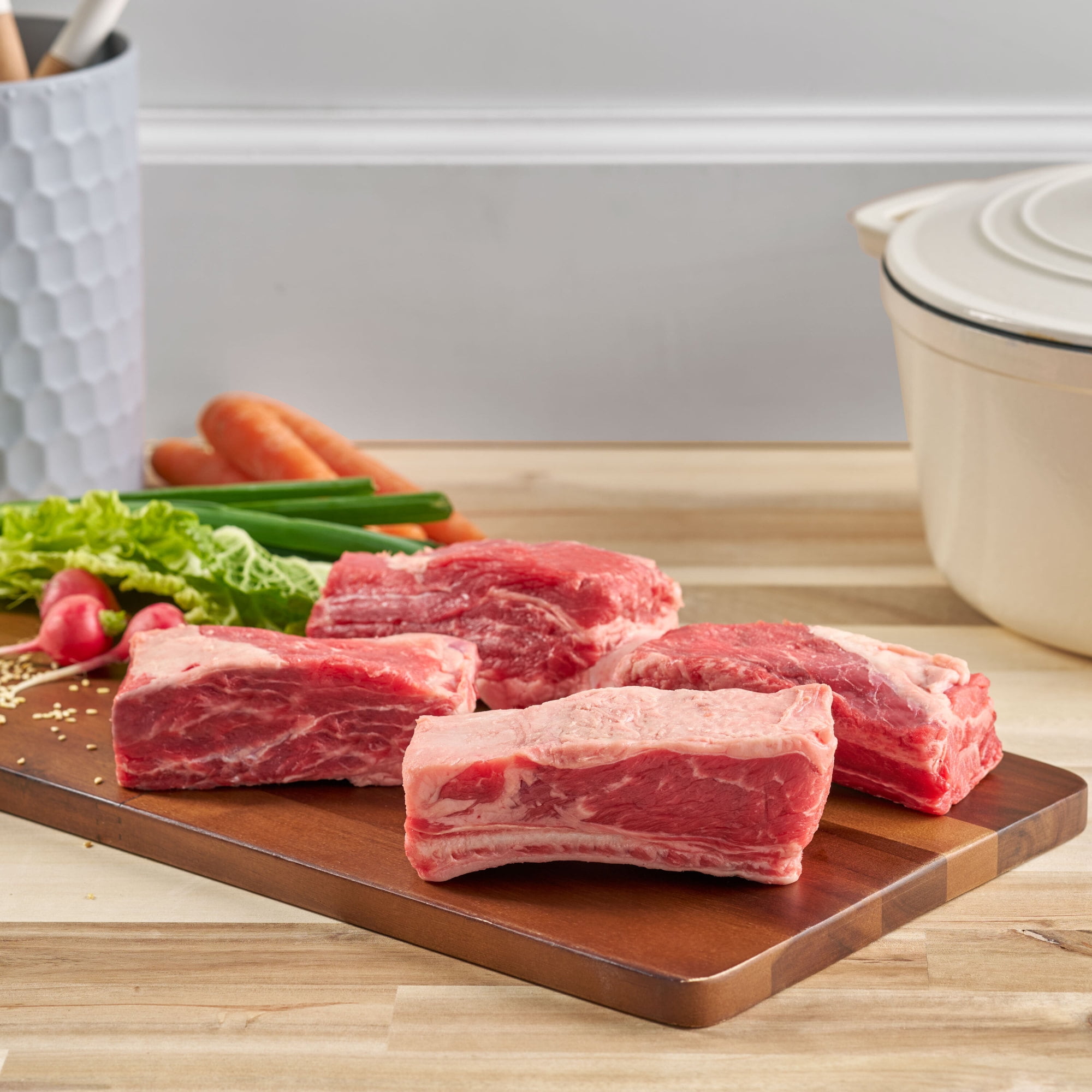 Chuck Beef Short Ribs, Bone-in, 3 - 4 per Tray, Fresh, 1.1 - 2.3 lb