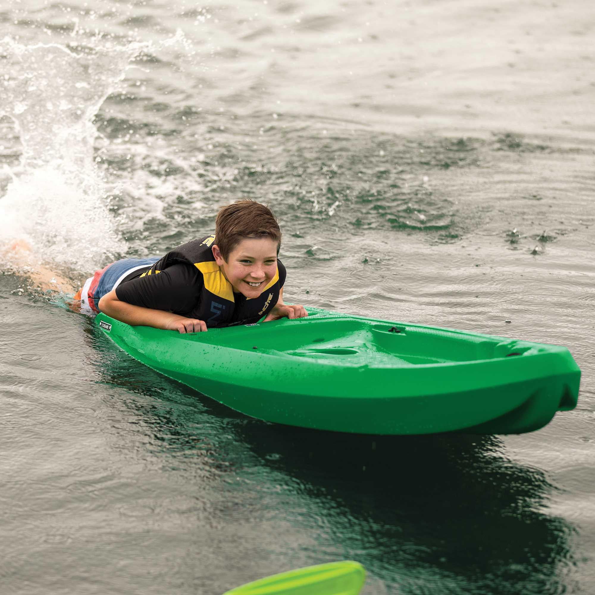 Lifetime Recruit 6.5 ft Youth Sit-On-Top Kayak with Paddle, Spring Green (91125)