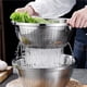 thumbnail image 4 of Yuarrent En 1, juego de cuencos para lavar arroz, multifuncional, acero inoxidable 304, cortador de verduras apilable, fregadero, cuenco para lavar la Suministros de limpieza para el hogar Numero 3 Yuarrent HA026467-03, 4 of 6