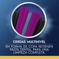 thumbnail image 3 of Cepillo de Dientes Oral-B Complete Black con Cerdas Medias Pulidoras, 4 pzas + 4 Tapas, 3 of 5
