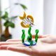 thumbnail image 3 of Figuras de vidrio en miniatura pequeñas, pecera de vidrio soplado a mano, adornos artísticos de peces, hierba y agua, decoración de mesa para el hogar, regalo, 3 of 5
