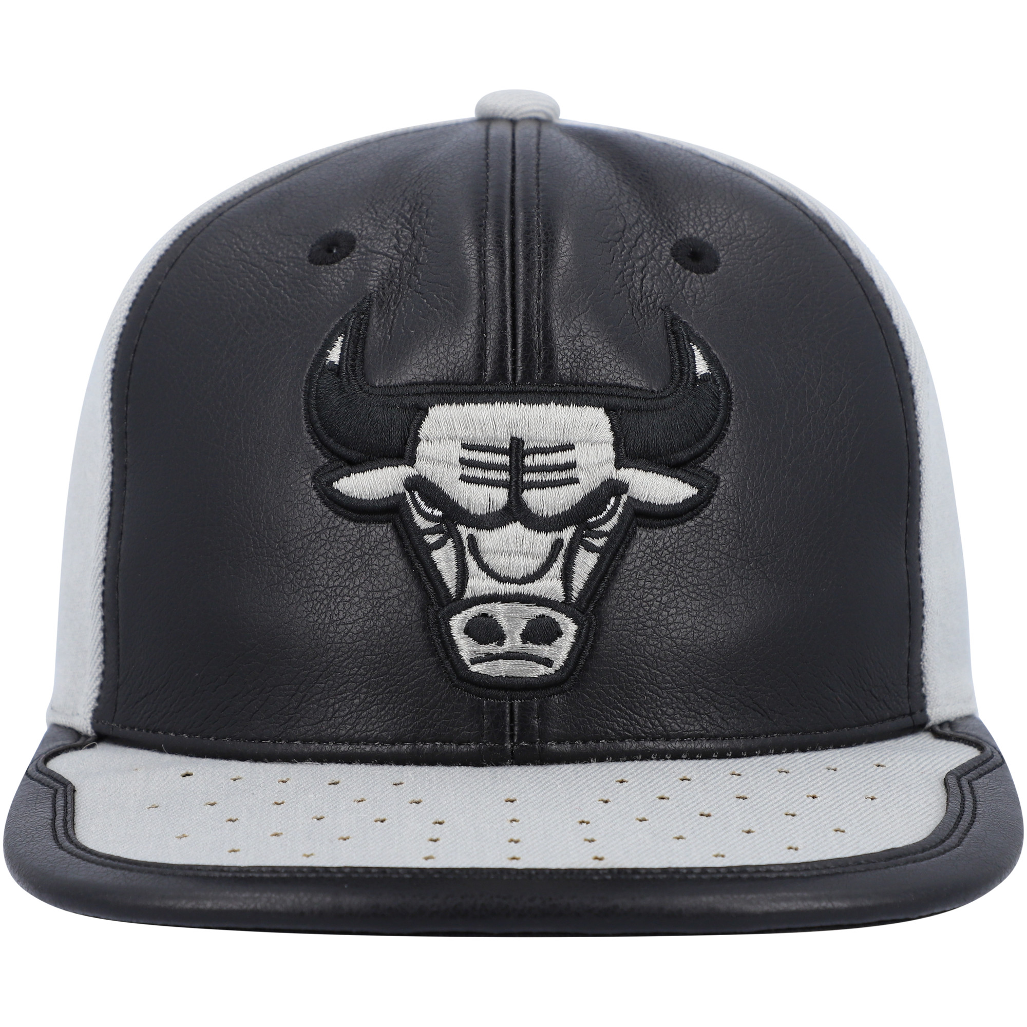 Men's Mitchell & Ness Black/Gray Chicago Bulls Day One Snapback Hat