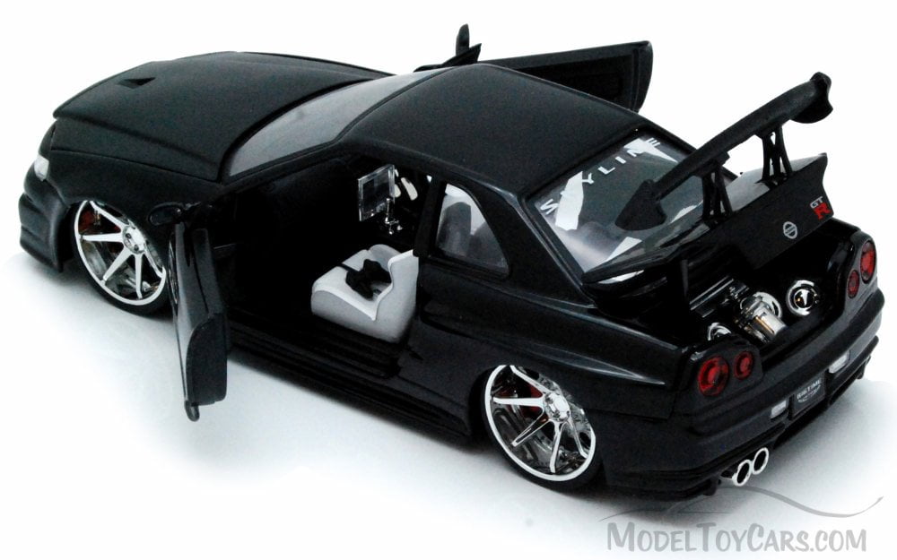jada toys nissan gtr