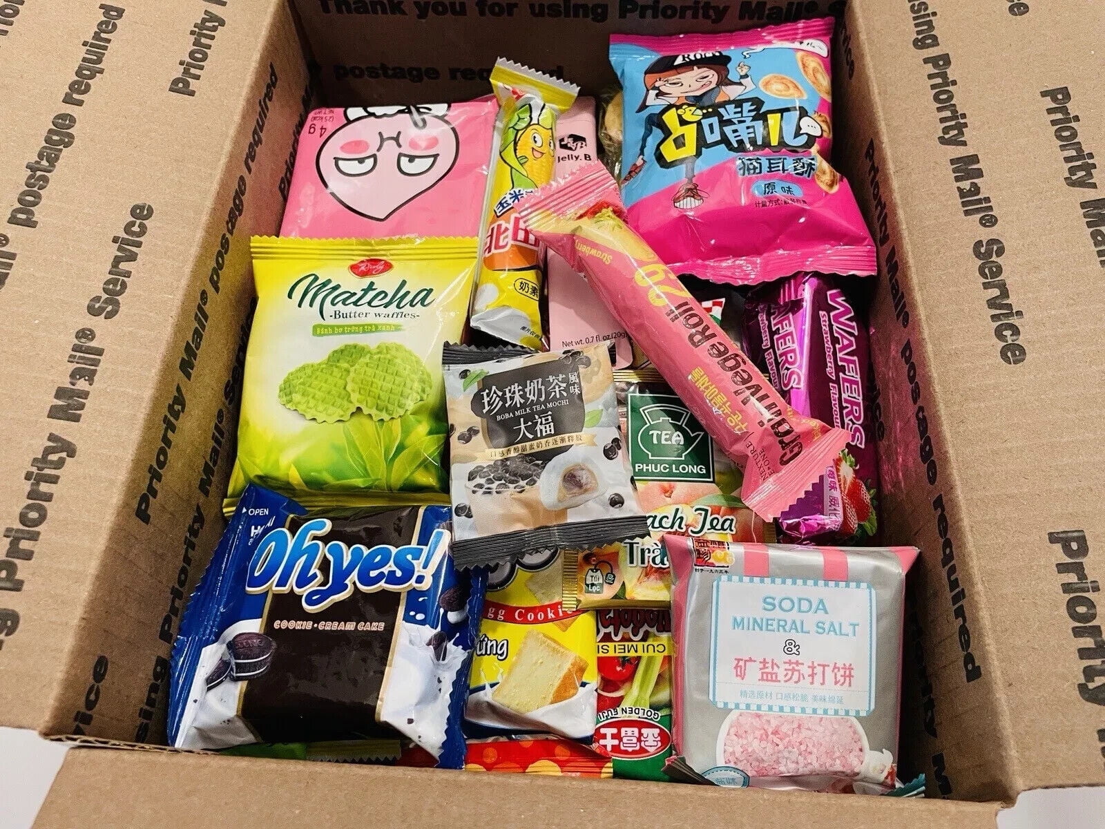 140 Piece +2 Full Size Snack Box Asian Japanese Chinese Korean Variety Snack Fun Box