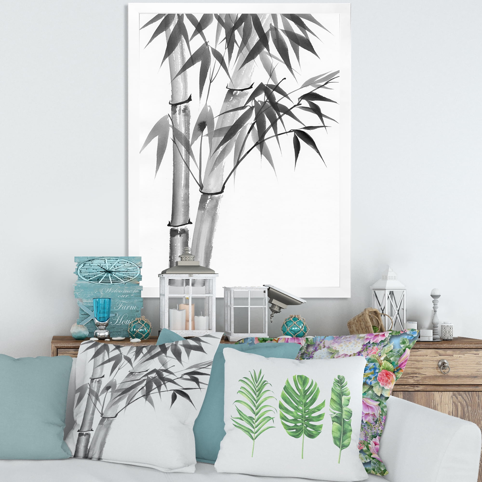 Designart 'Vintage Black and White Bamboo' Traditional Framed Art Print