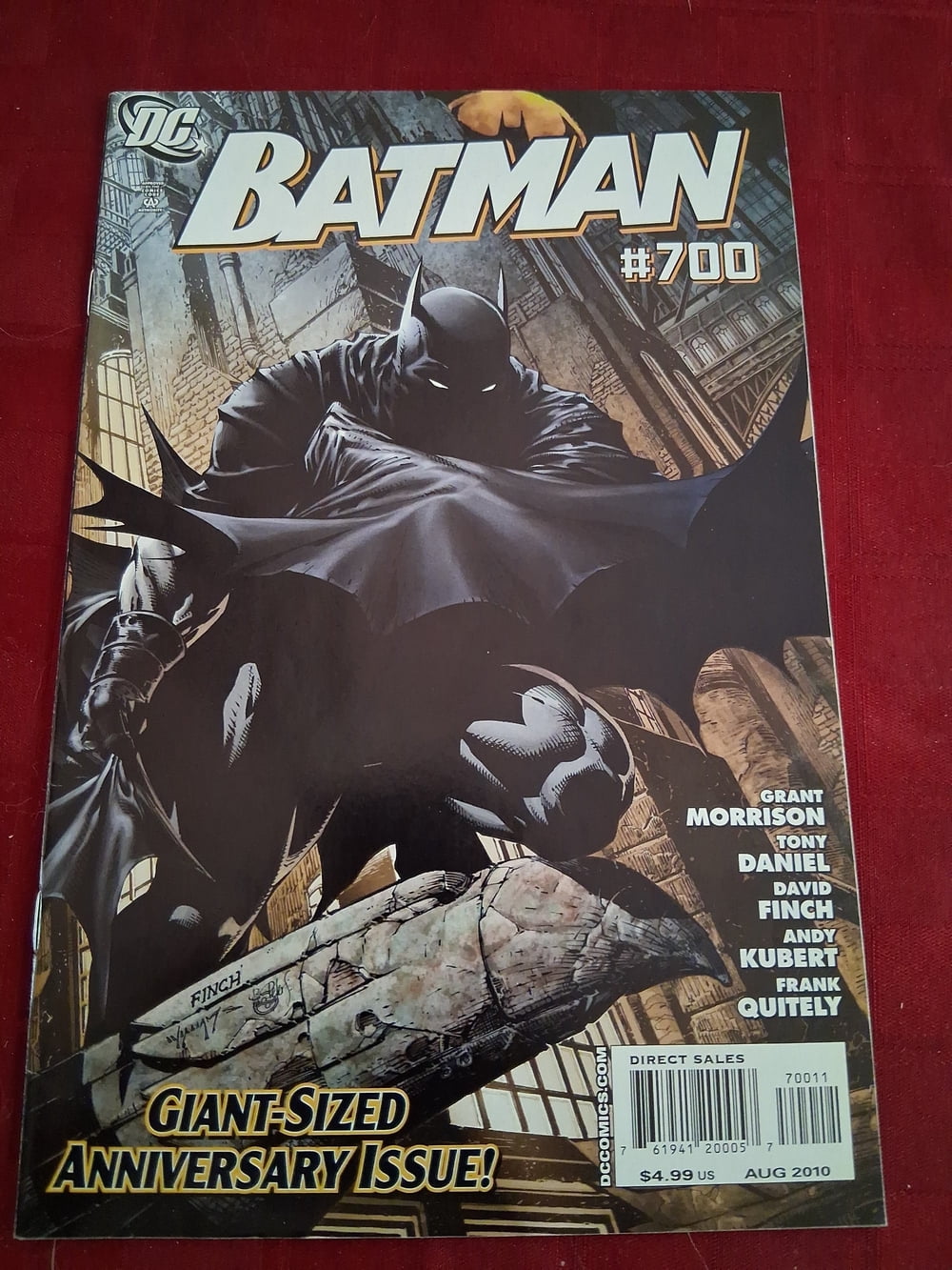 Cover of Batman #700