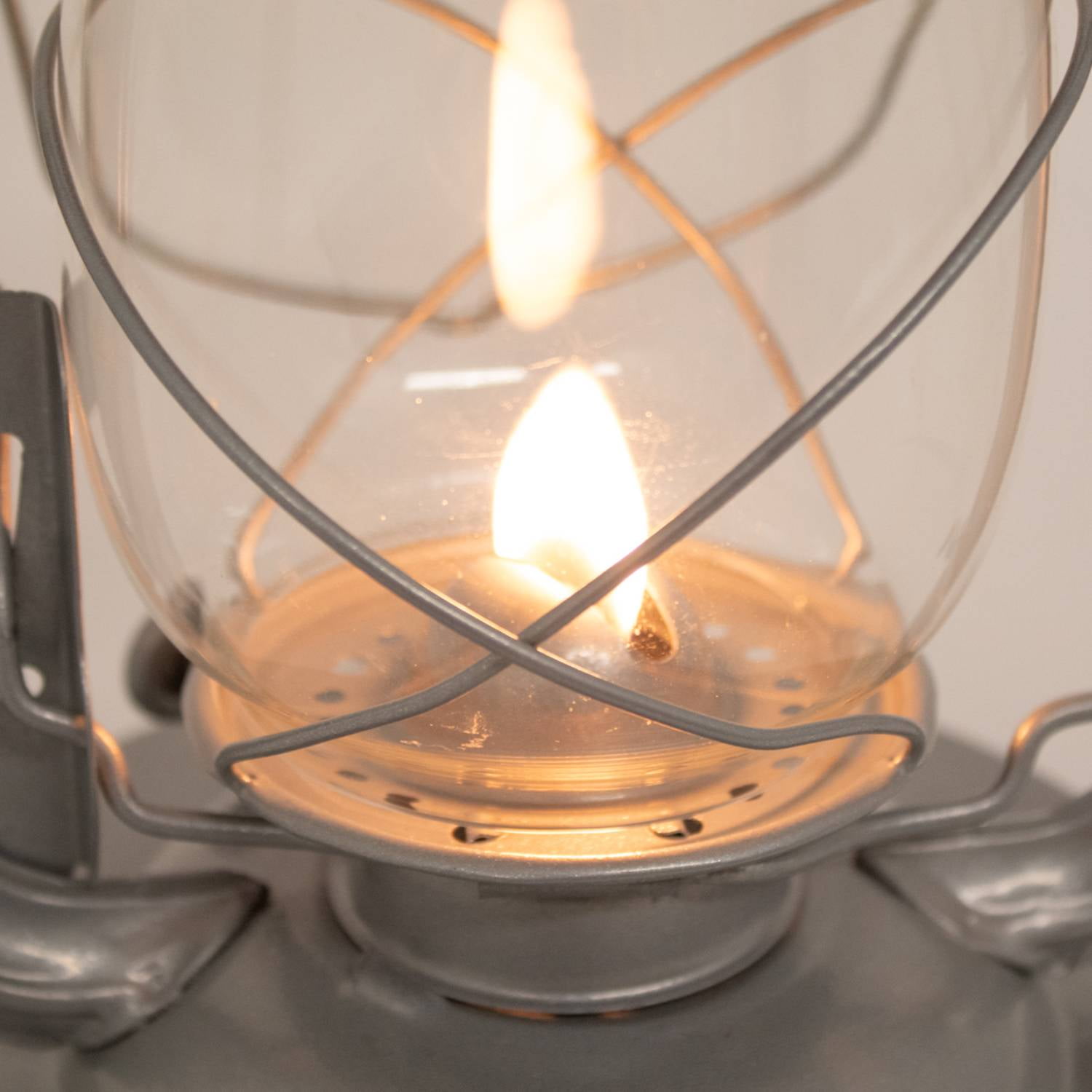 Rayo Royal 9 Candlepower Kerosene Camping Lantern