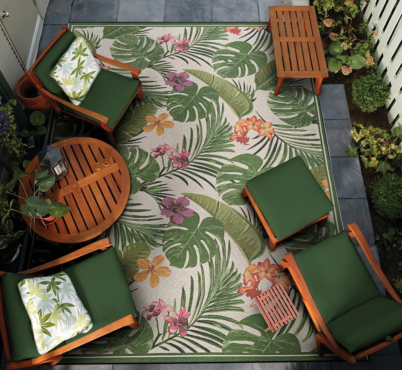 Couristan Dolce Flowering Fern Indoor / Outdoor Area Rug, Ivory-Hunter Green, 8'6" x 13'