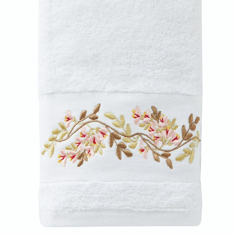 Vintage Daisies Embroidered Hand Towel 