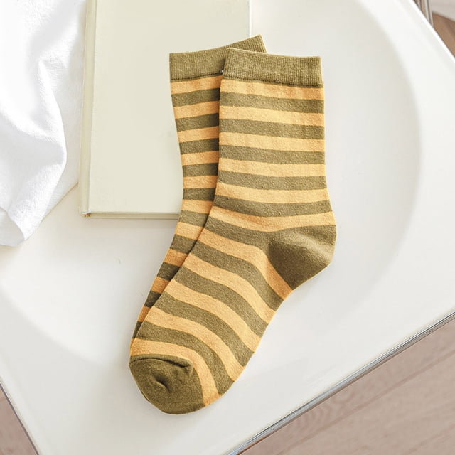 Chaussettes d'Hiver pour Femmes Chaussettes Mi-Mollet Automne et Hiver Rayures Imprimées Chaussettes Chaudes Chaussettes de Sport Chaussettes Multicolores