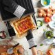 thumbnail image 5 of Juego de 2 guantes de cocina KitchenAid Albany Onyx Black, 18 x 33 cm, 5 of 5