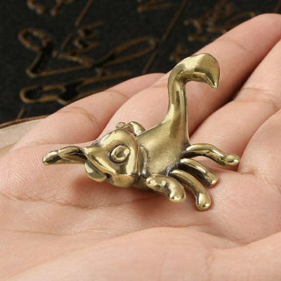 IBASETOY Golden Brass Scorpion Figurine Decorative Animal Sculpture Office Desk and Car Decor