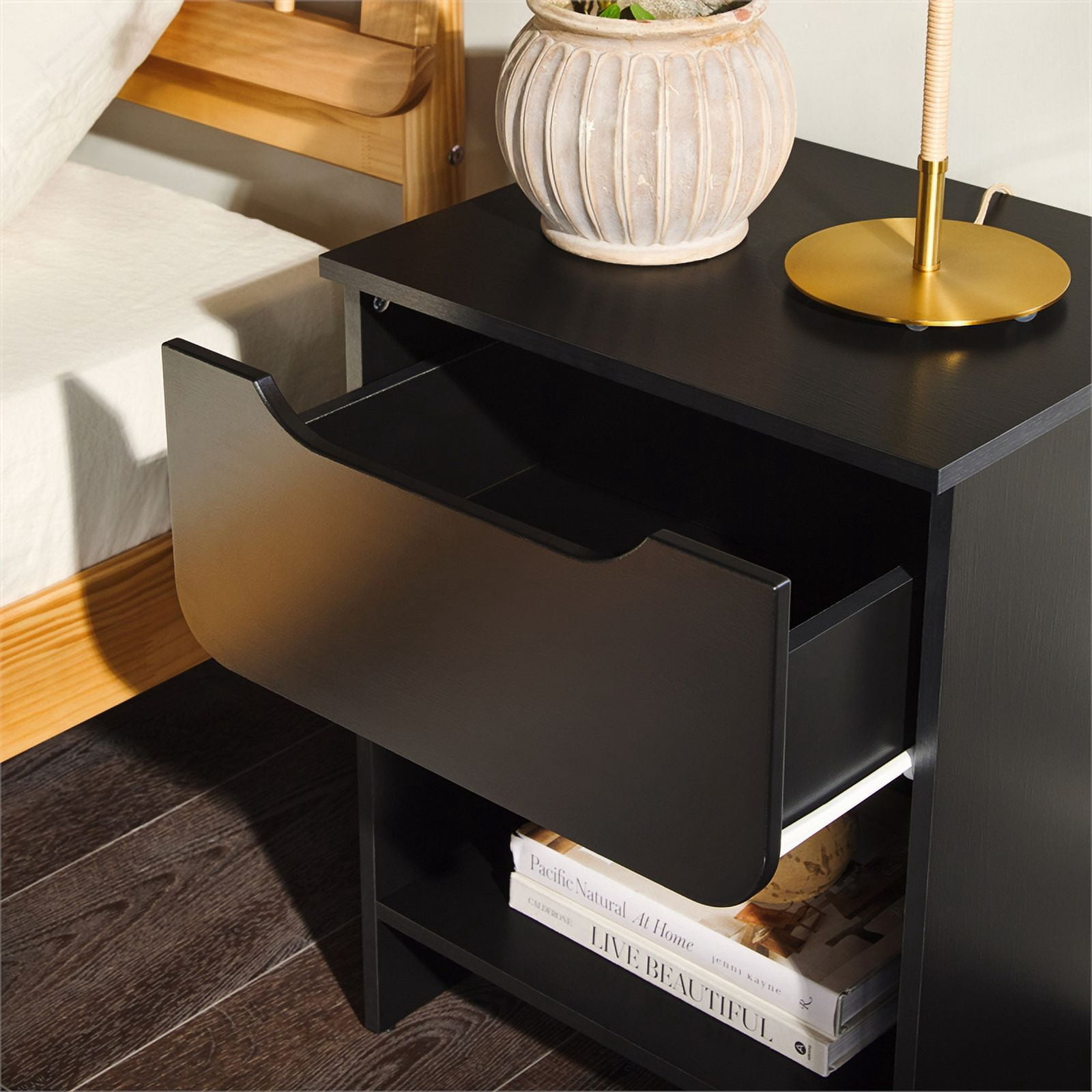 NIGHTSTAND