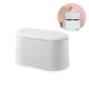 thumbnail image 1 of Bote de basura de sobremesa de 2,5 l para cocina, baño, oficina y más: bote de basura en miniatura de plástico blanco, compacto y a prueba de olores, 1 of 7