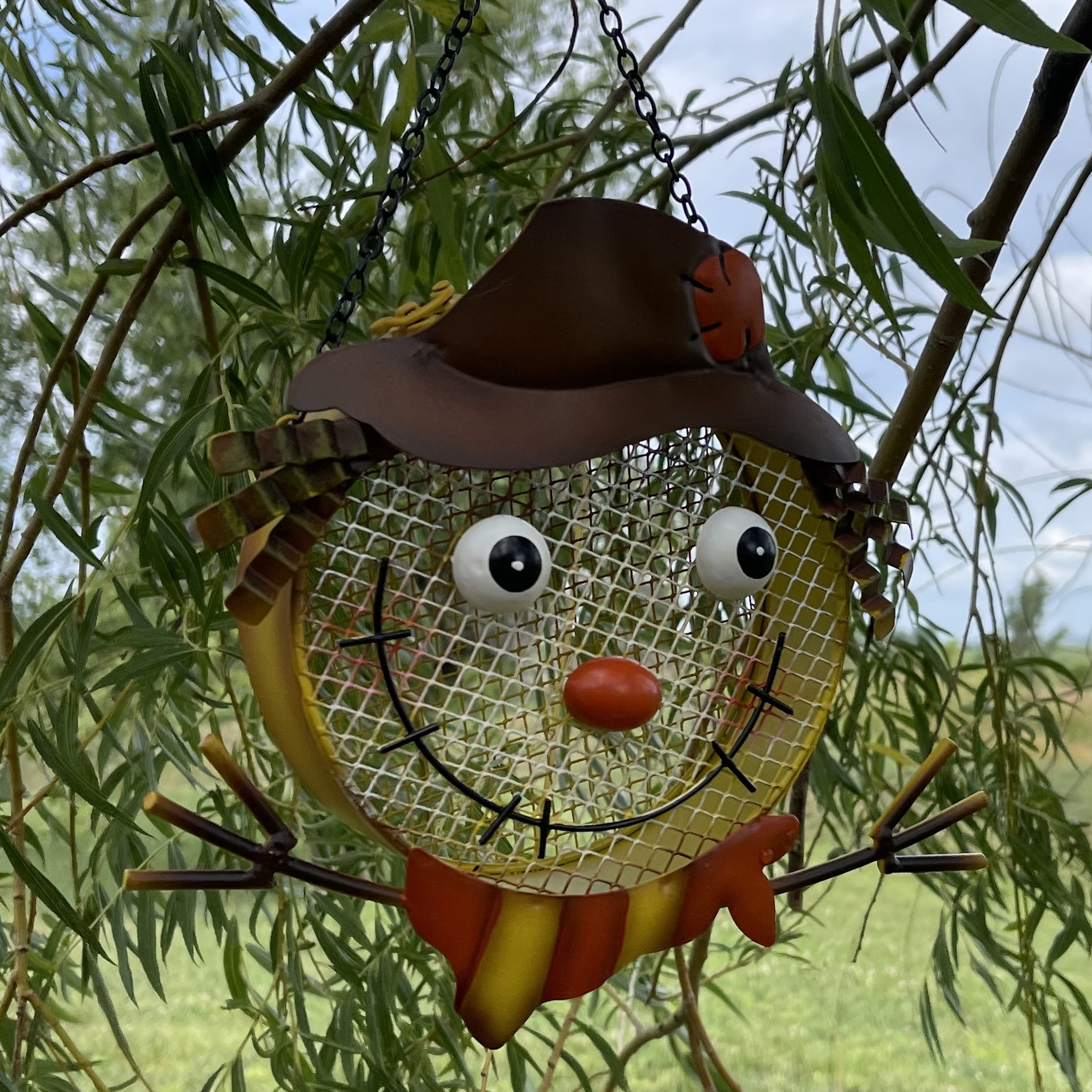 Gift Essentials Metal Mesh Bird Feeder, Sunflower Seed Feeder, Scarecrow