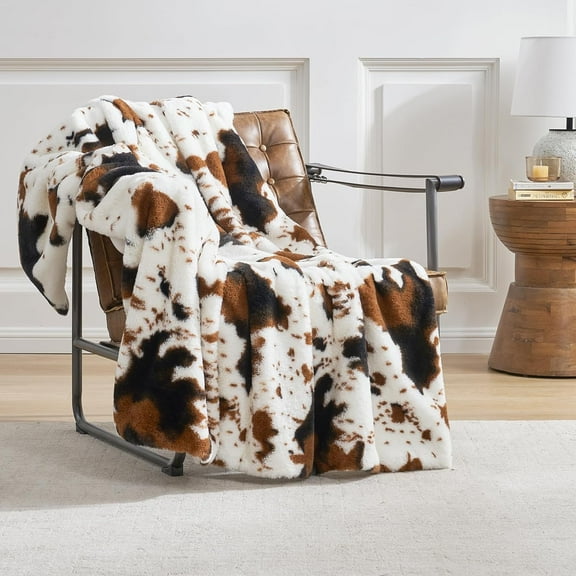 Cozy Cow Print Faux Fur Throw Blanket, Animal Printed Blankets Super Soft Warm Thick Fluffy Throws Home Decor for Couch Bed Sofa Women