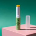 thumbnail image 4 of Bálsamo Hidratante Blooms & Blends Menta con SPF para Labios, 4 of 4