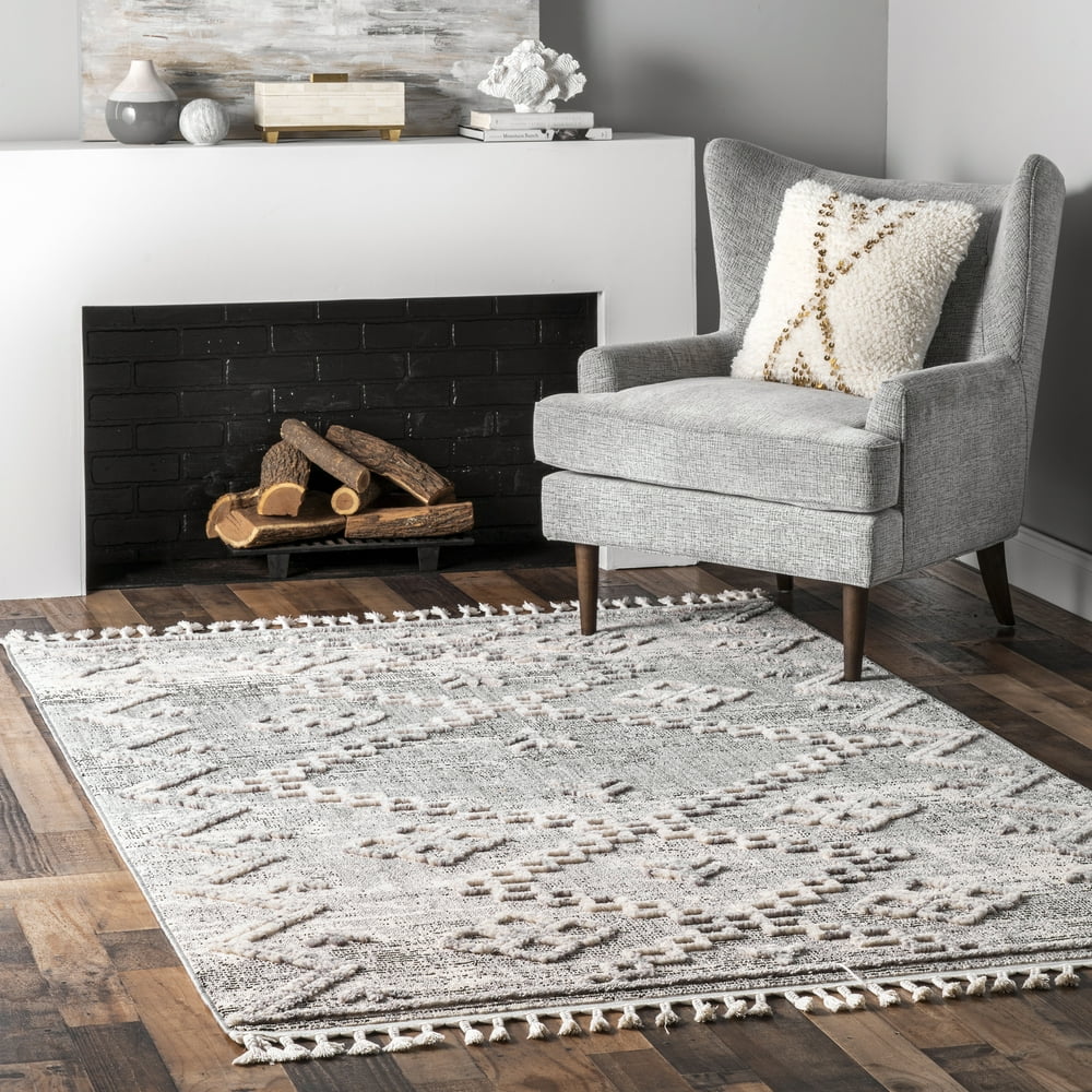 nuLOOM Roxy Textured Diamond Tassel Area Rug