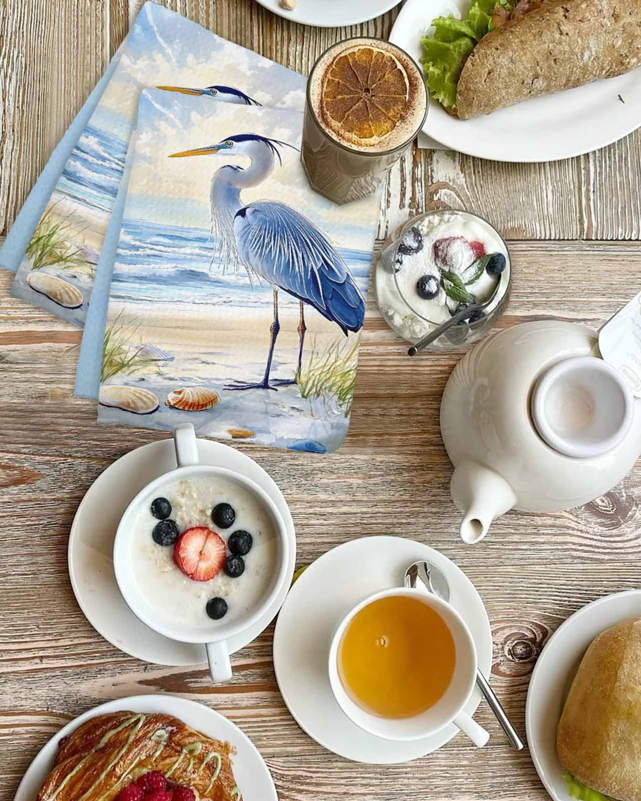 Coastal Birds Kitchen Dish Towels for Drying Dishes Set of 2, Blue Sky Heron Seabird Tropical Beach Waffle Weave Microfiber Terry Hand Tea Bathroom Towels Quick Dry & Absorbent Towel 15.7x23.6