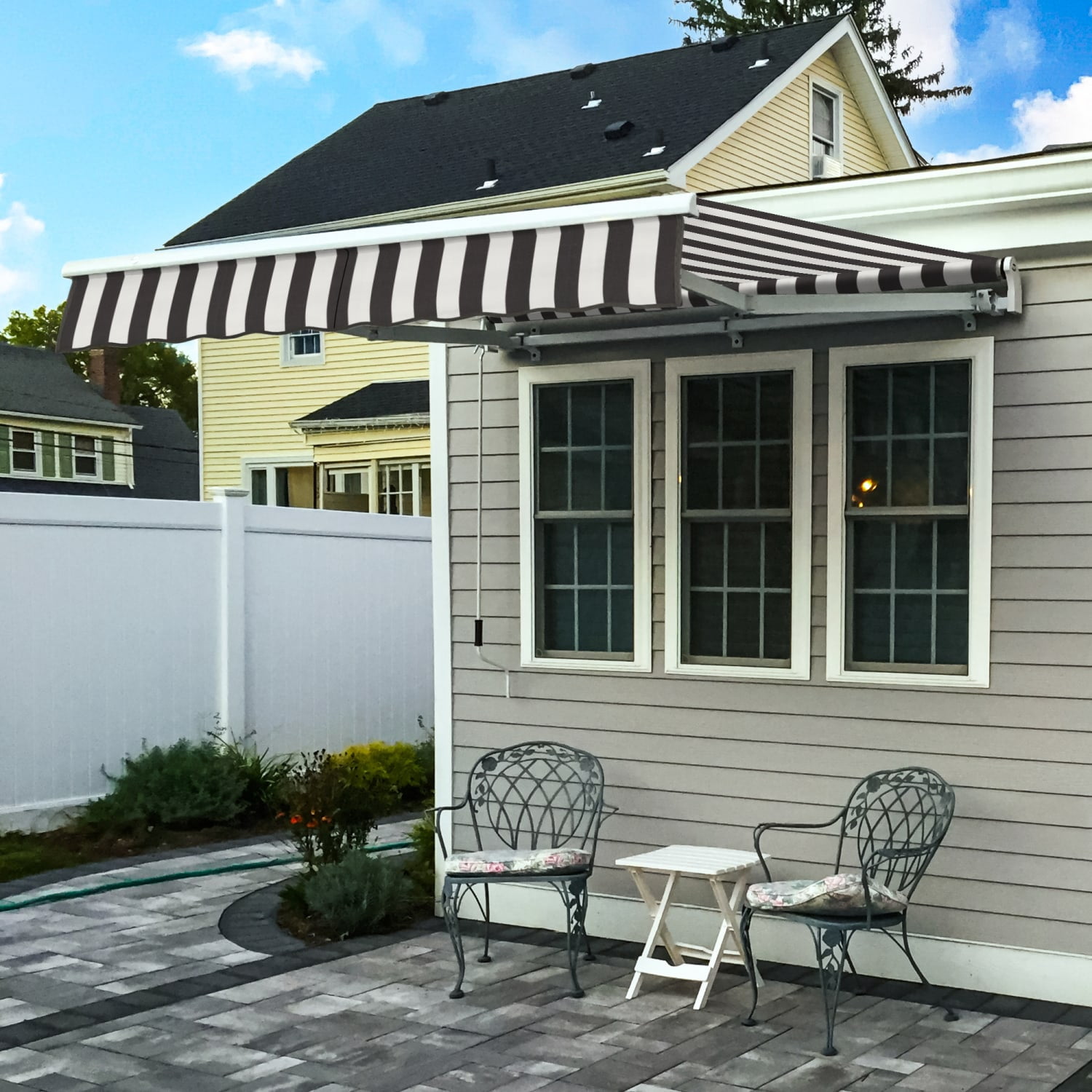 Awntech Maui Right Motor with Remote Motorized Retractable Awning