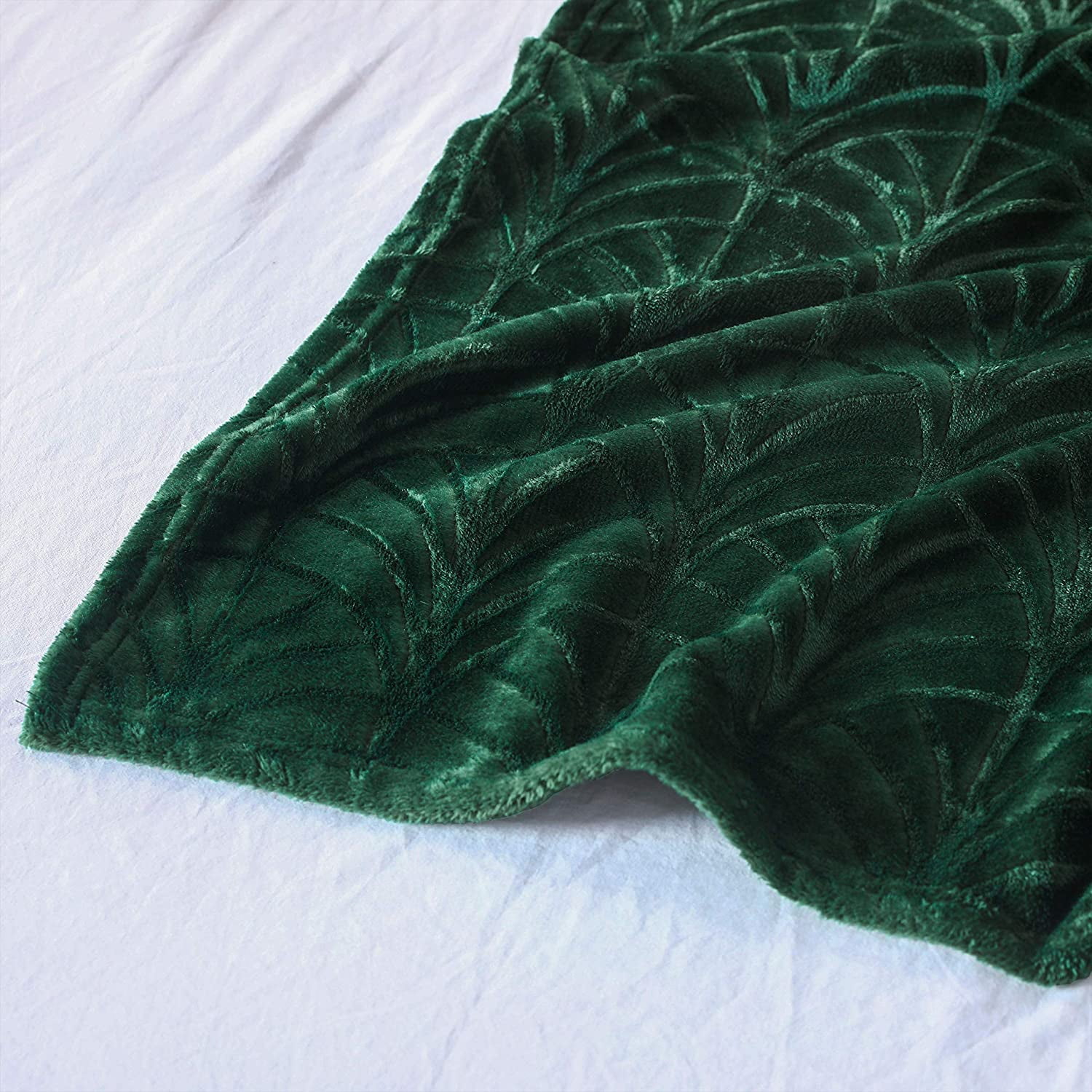 Whale Flotilla Flannel Fleece 90x66 Inch Twin-XL Size Blanket for Bed, Soft Fluffy Velvet Bedspread Coverlet with Decorative Vintage Pattern for All Season, Warm and Lightweight, Deep Green
