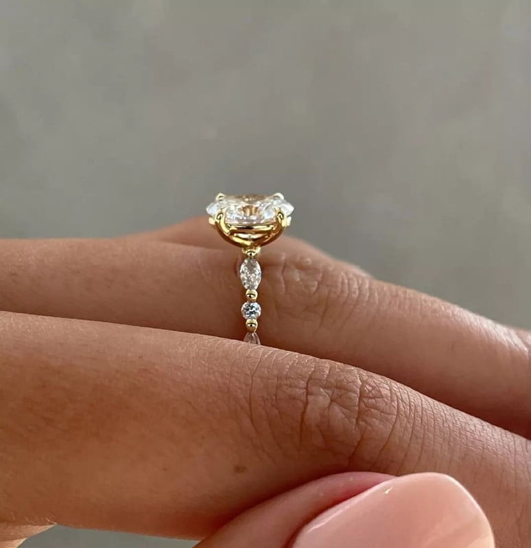 solitaire jewels 1.5CT Oval Moissanite Hidden Halo Engagement Ring For Women, 10K Yellow Gold
