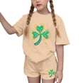 thumbnail image 1 of Floleo Ensemble de la Saint-Patrick pour Filles, T-Shirt et Shorts à Imprimé Trèfle Porte-Bonheur, Col Rond Décontracté, Manches Courtes, Célébration des Fêtes, Tenue Quotidienne pour Enfants, Tee-Shirt Festif (Beige, 4-5 Ans), 1 of 6