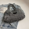 thumbnail image 3 of Bolso para Las Axilas Hombro Mujer Denim Gran Capacidad El Y Los Desplazamientos, 3 of 9