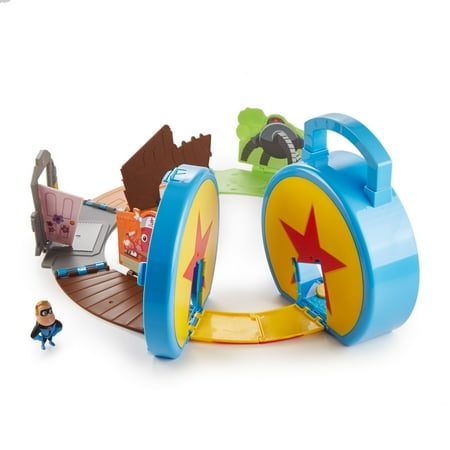 Disney/Pixar Minis World Of Pixar Playset With Figure