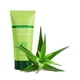 thumbnail image 3 of Gel exfoliante de aloe vera que limpia profundamente el rostro y exfolia suavemente el rostro y el cuerpo. 200 ml., 3 of 4