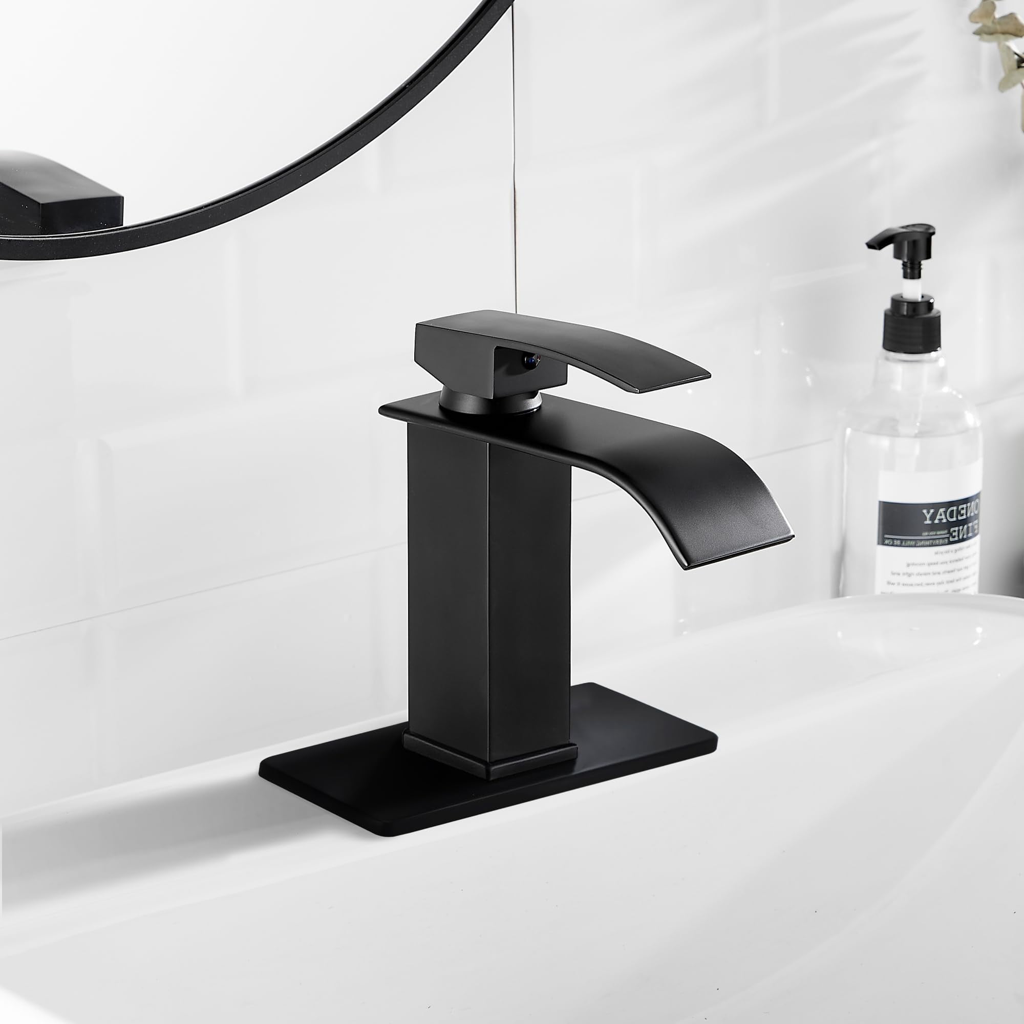 Waterfall Bathroom Faucet Lavatory Single Handle 1 or 3 Hole Bathroom Sink Faucet Washbasin Faucet with Deck and Pop-up Drain