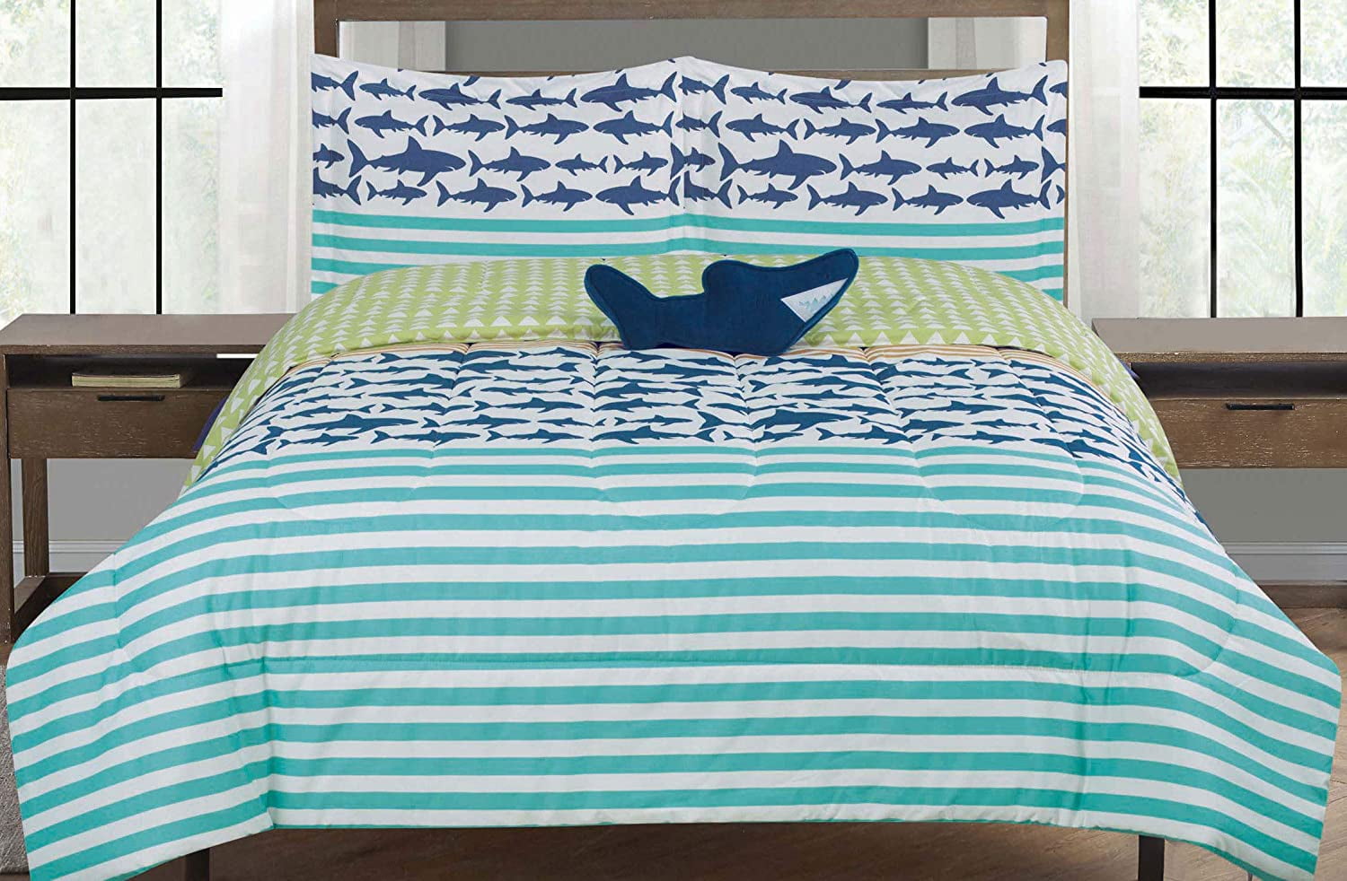 BOAT HOUSE KIDS 4pc White Blue Green Sharks Sheet Set Full 