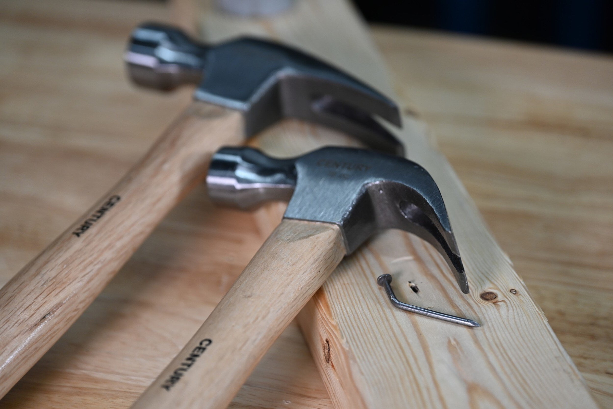 Century Drill & Tool 72276 Straight Claw Hammer, 16oz, Drop-Forged Steel, Hickory Wood Handle, Durable Ripping Hammer for Carpentry, Demolition & DIY