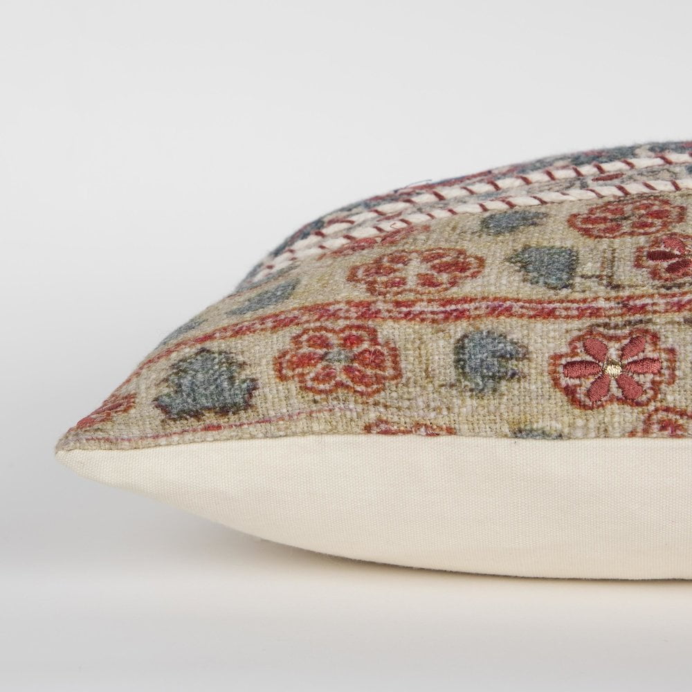 Rizzy Home 14" x 26" Textured Cotton Pillow Cover in Multi-Color
