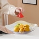 thumbnail image 4 of Plato de plástico para fruta, transparente, con borde ondulado, para aperitivos y dulces, ideal para usar en casa, para frutos secos y frutas deshidratadas., 4 of 6