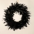 thumbnail image 3 of Guirnalda de plumas negras naturales adecuada para decoraciones de Halloween, 3 of 5