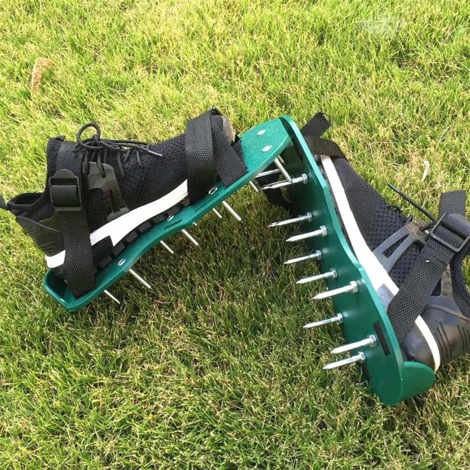 Lawn Aerator Garden Lawn Aerator Shoes Garden Scarifier Shoes Cultivator Scarification Nail Tool Lawn Aerator Spikes Shoes Tools(Black)