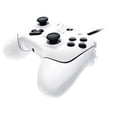 thumbnail image 3 of Razer Wolverine V2 Chroma - Blanco - Controlador Xbox Series X/S con Razer Chroma Razer Wolverine V2, 3 of 6