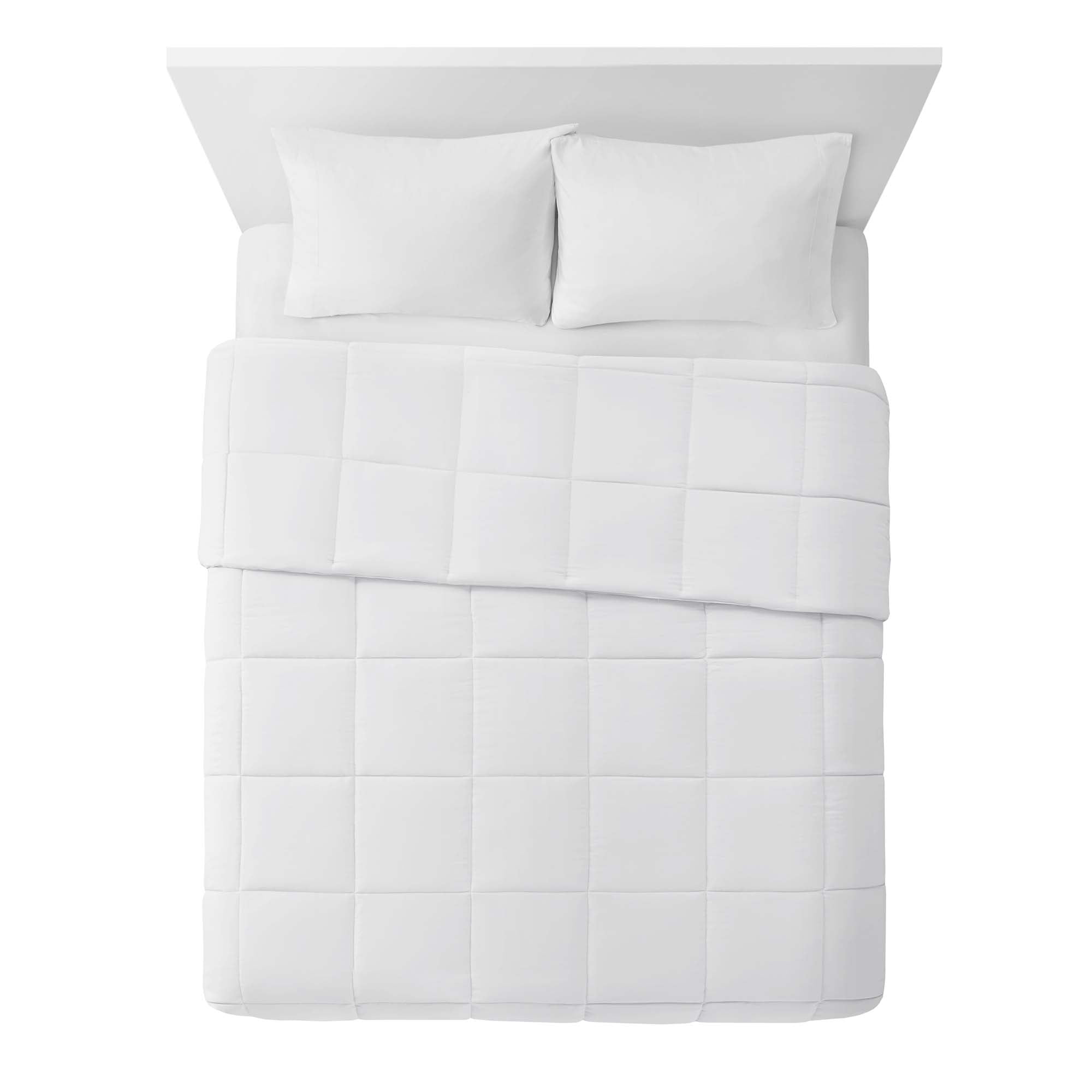 Mainstays King Comforter, Down Alternative, All-Season, White