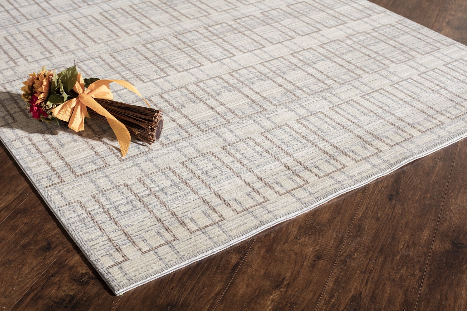 Rugs America Asteria 8' x 10' Rug in Ivory Gray