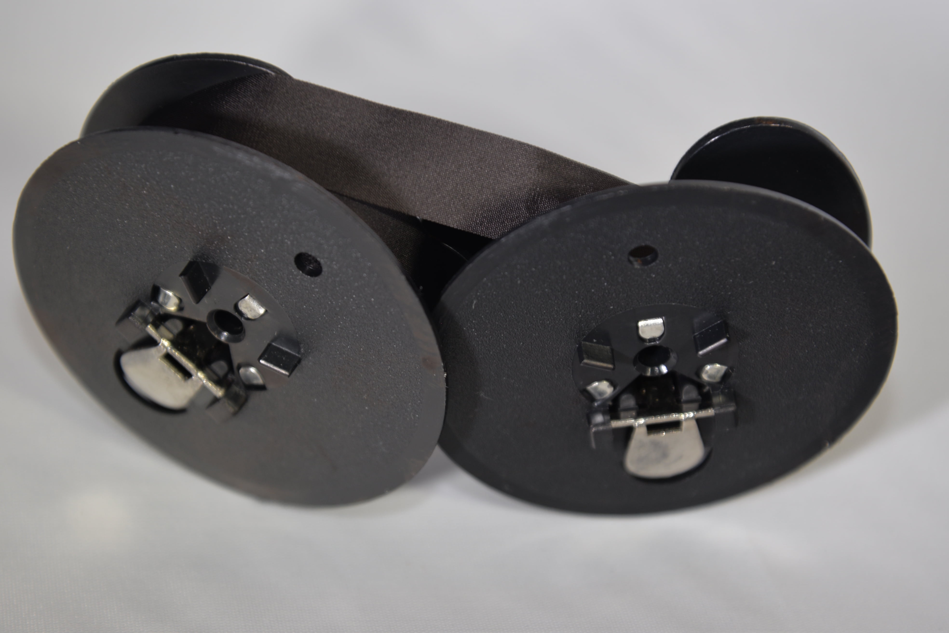 VINTAGE 2-3//8/" ROYAL TYPEWRITER METAL SPOOLS WITH NEW BLACK RIBBON TO RE-SPOOL